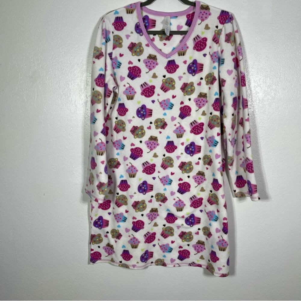 Simply Basic, Fleece Sleep Dress. Size L/XL. Cupcakes. Excellent condition!